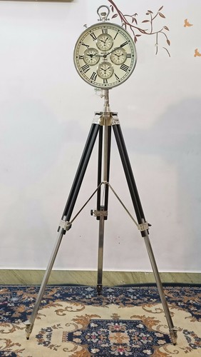 World time clock with tripod
