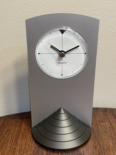 Soho stand clock desc - soho,